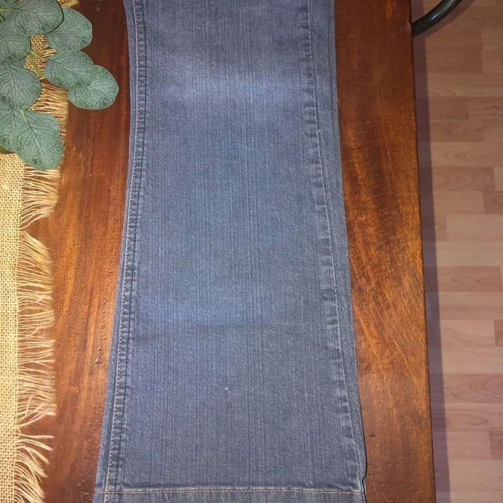 vintage Tommy Hilfiger premium denim straight leg Medium Blue jeans Classic